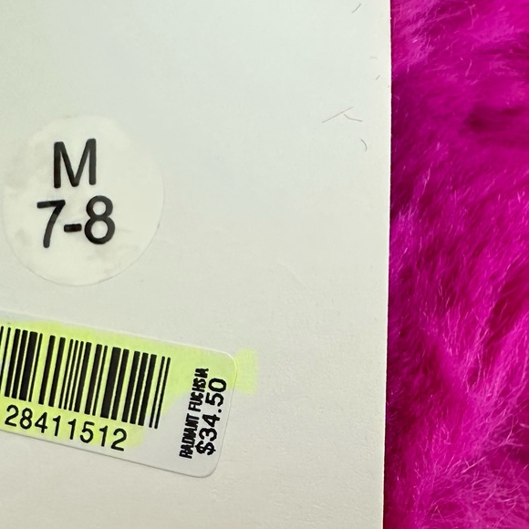 🎉 HOST PICK! 🎉 [NEW UNWORN] LOFT Faux Fur Slippers, Fuschia 7-8/M - Picture 3 of 3